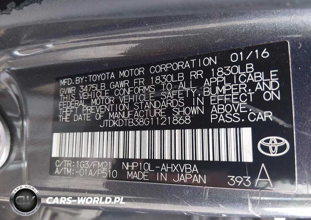 2016 Toyota Prius C Two VIN:JTDKDTB38G1121868 - 9