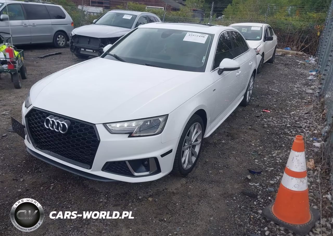 2019 Audi A4 45 Premium VIN:WAUDNAF45KA066914 - 2