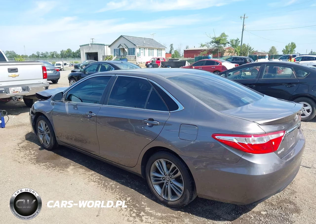 2015 Toyota Camry Se VIN:4T1BF1FK0FU019411 - 3
