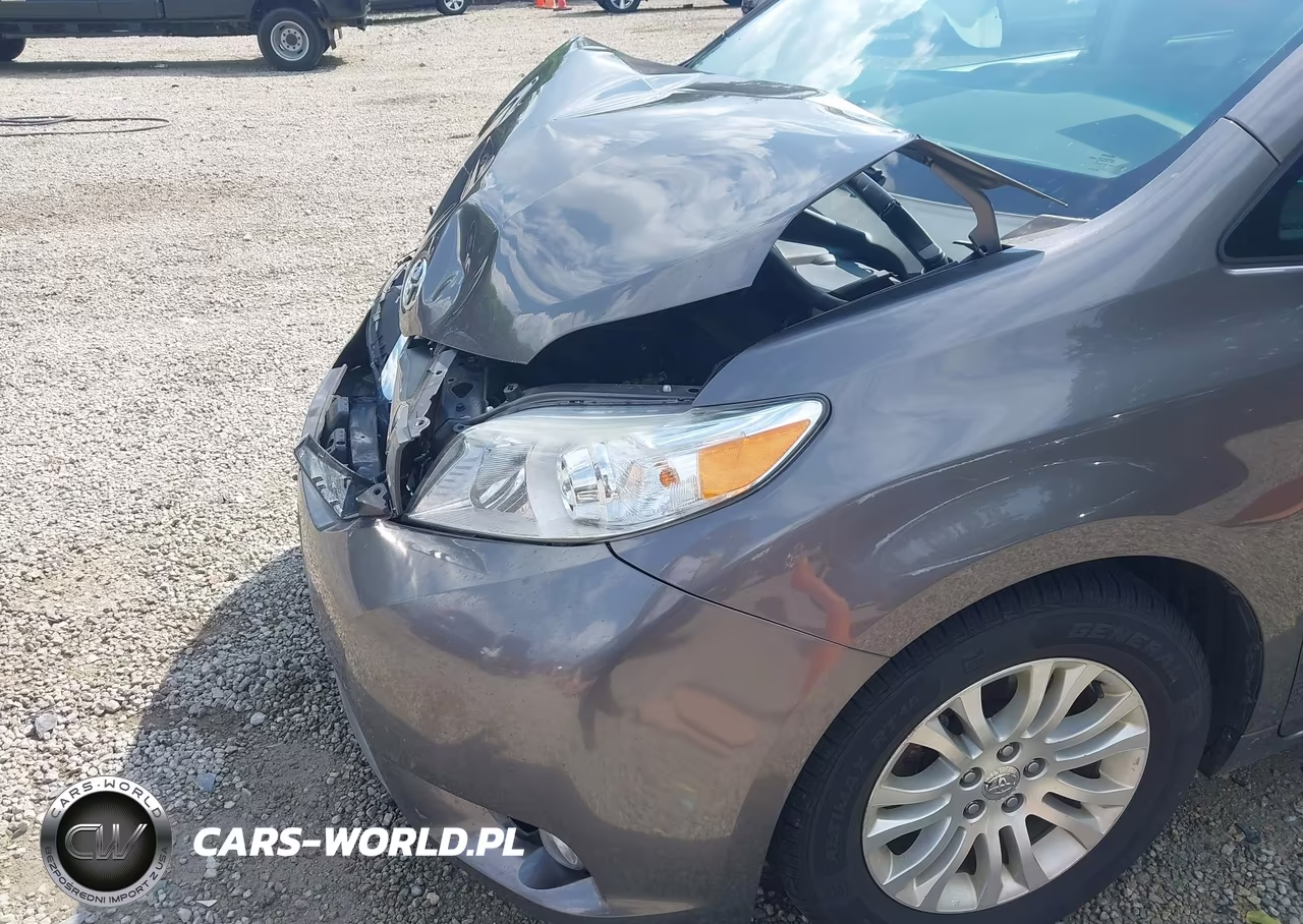 2015 Toyota Sienna Xle 8 Passenger VIN:5TDYK3DC2FS585480 - 19