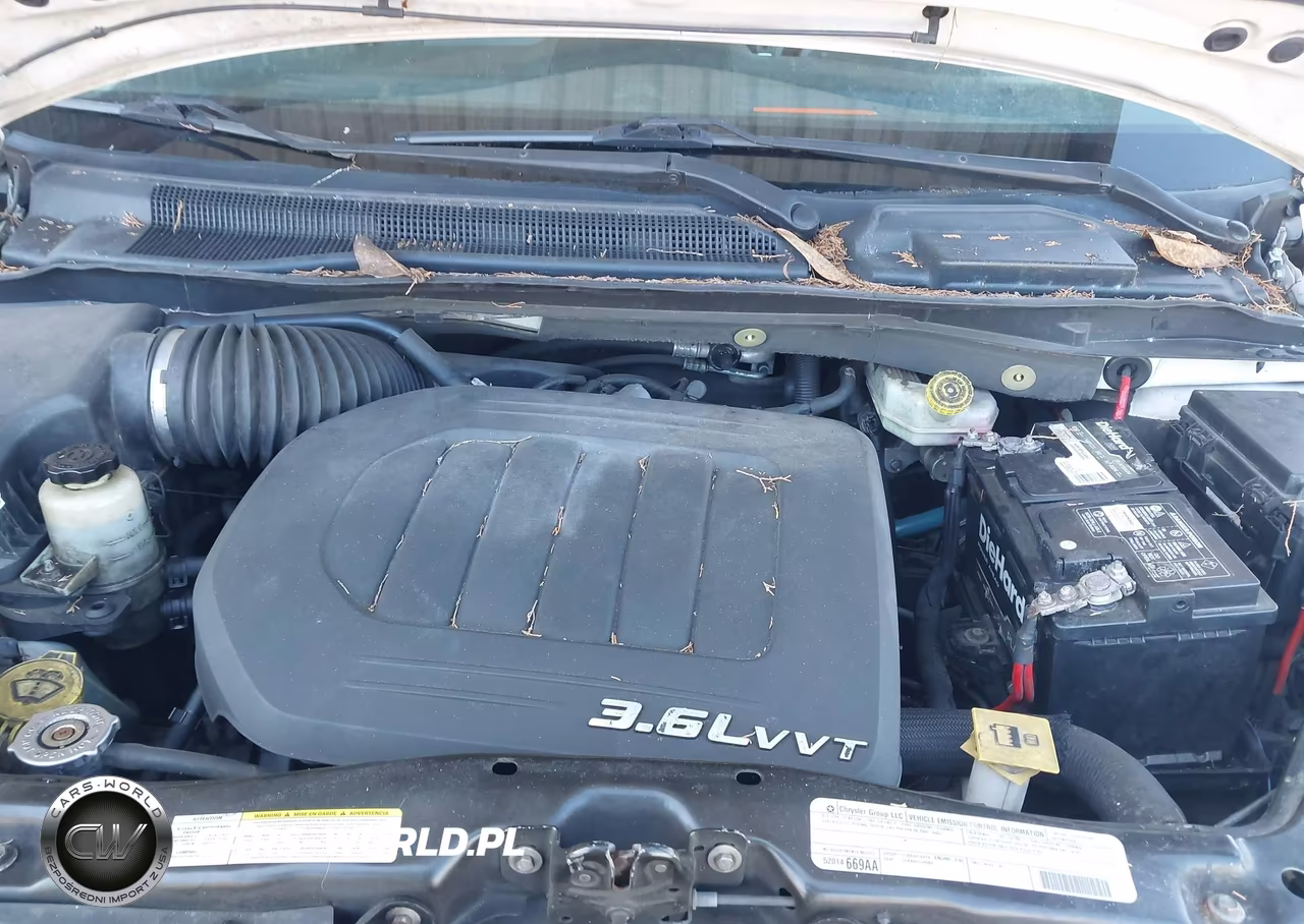 2012 Volkswagen Routan Se VIN:2C4RVABG9CR355705 - 10