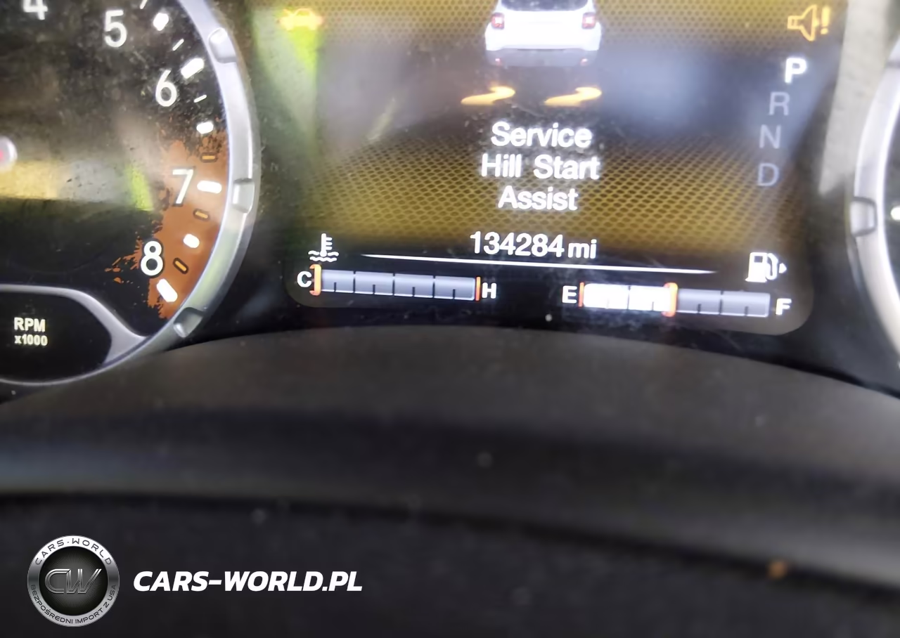 2015 Jeep Renegade Trailhawk VIN:ZACCJBCT1FPC46926 - 16