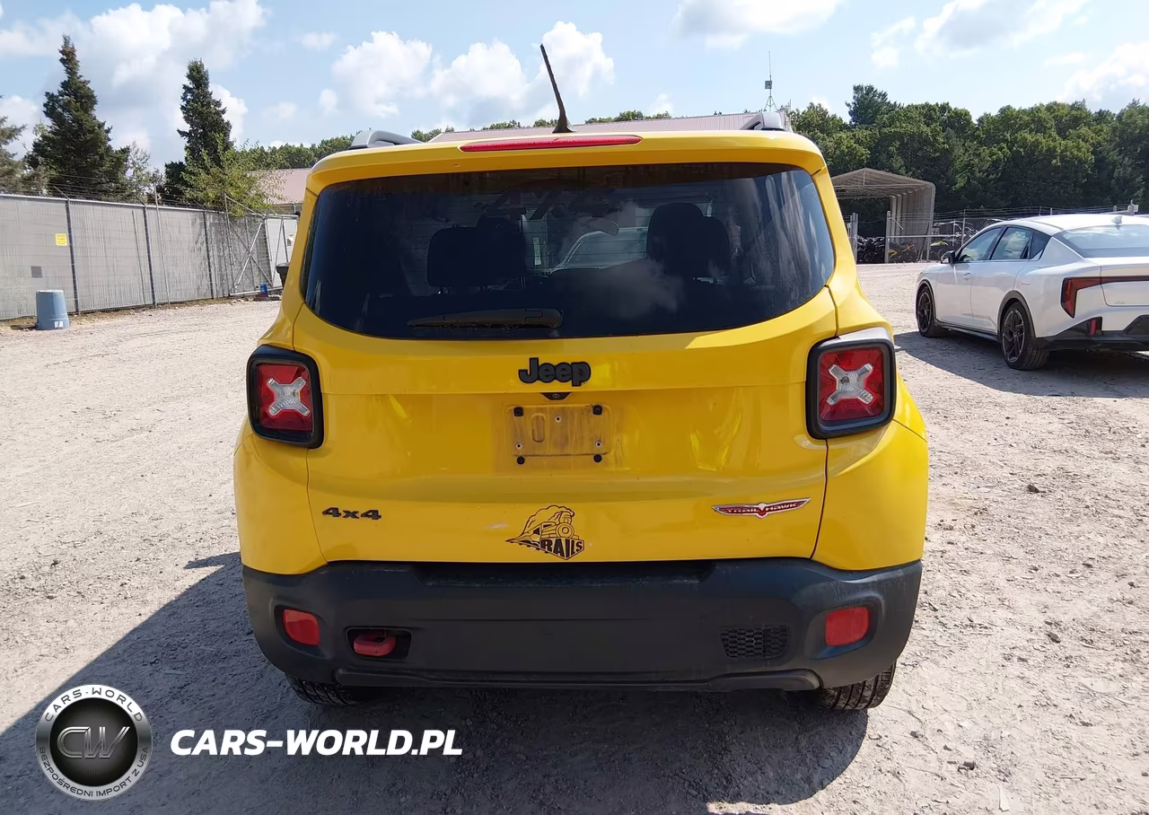 2015 Jeep Renegade Trailhawk VIN:ZACCJBCT1FPC46926 - 17