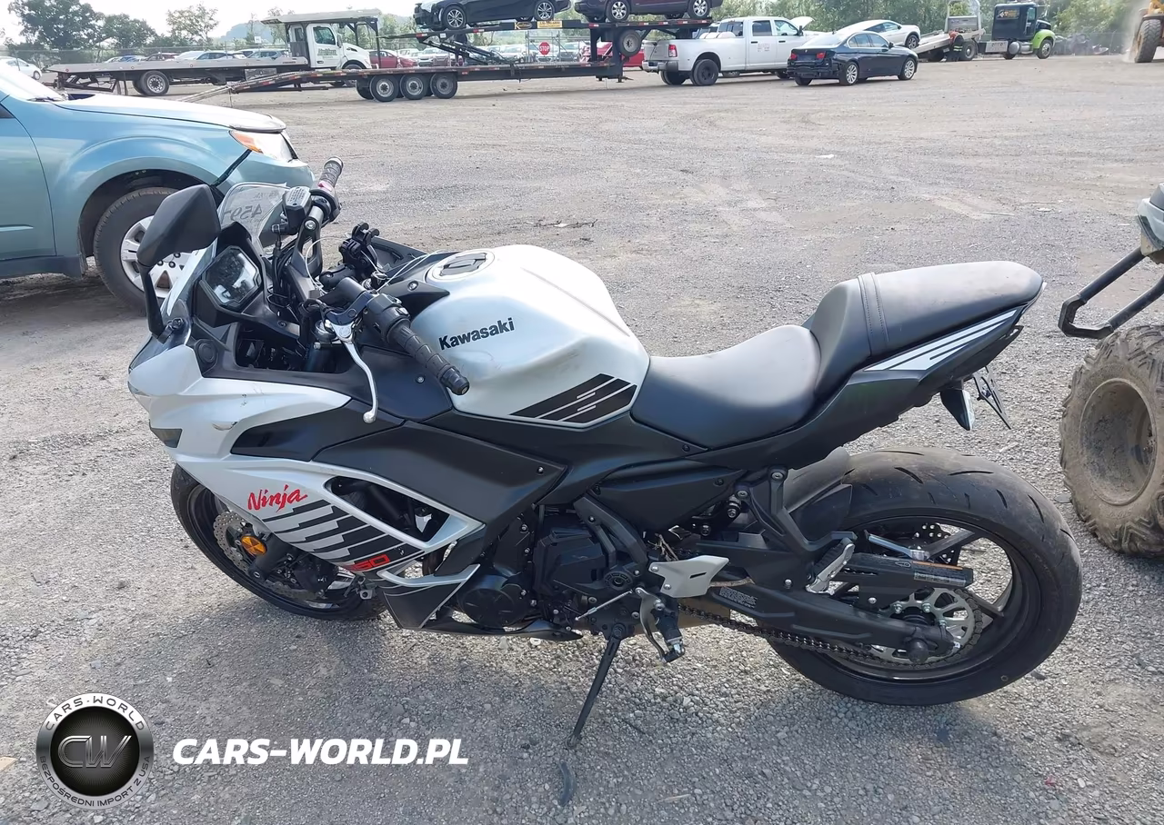 2026 Kawasaki Ex650 P VIN:ML5EXEP15TDAJ8842 - 2