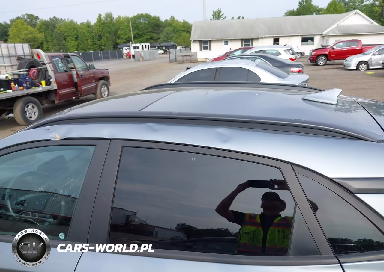 2020 Hyundai Kona Limited VIN:KM8K33A57LU490702 - 17