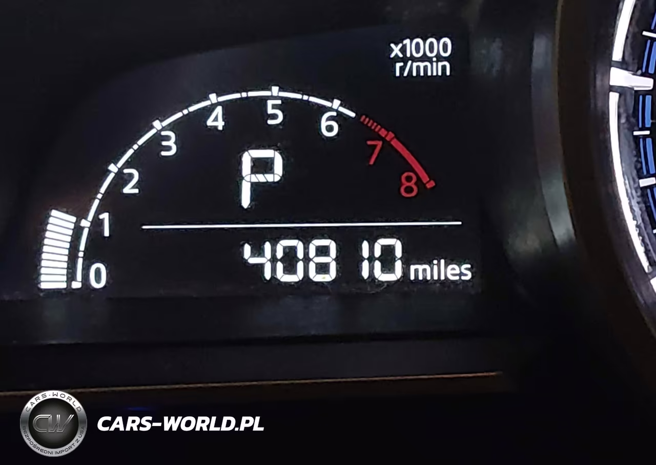 2020 Toyota Yaris Le VIN:3MYDLBJV4LY707225 - 15