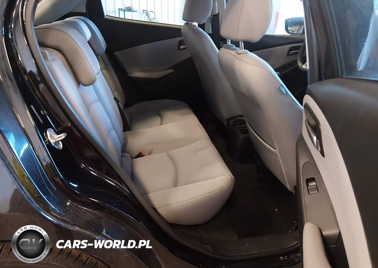 2020 Toyota Yaris Le VIN:3MYDLBJV4LY707225 - 8