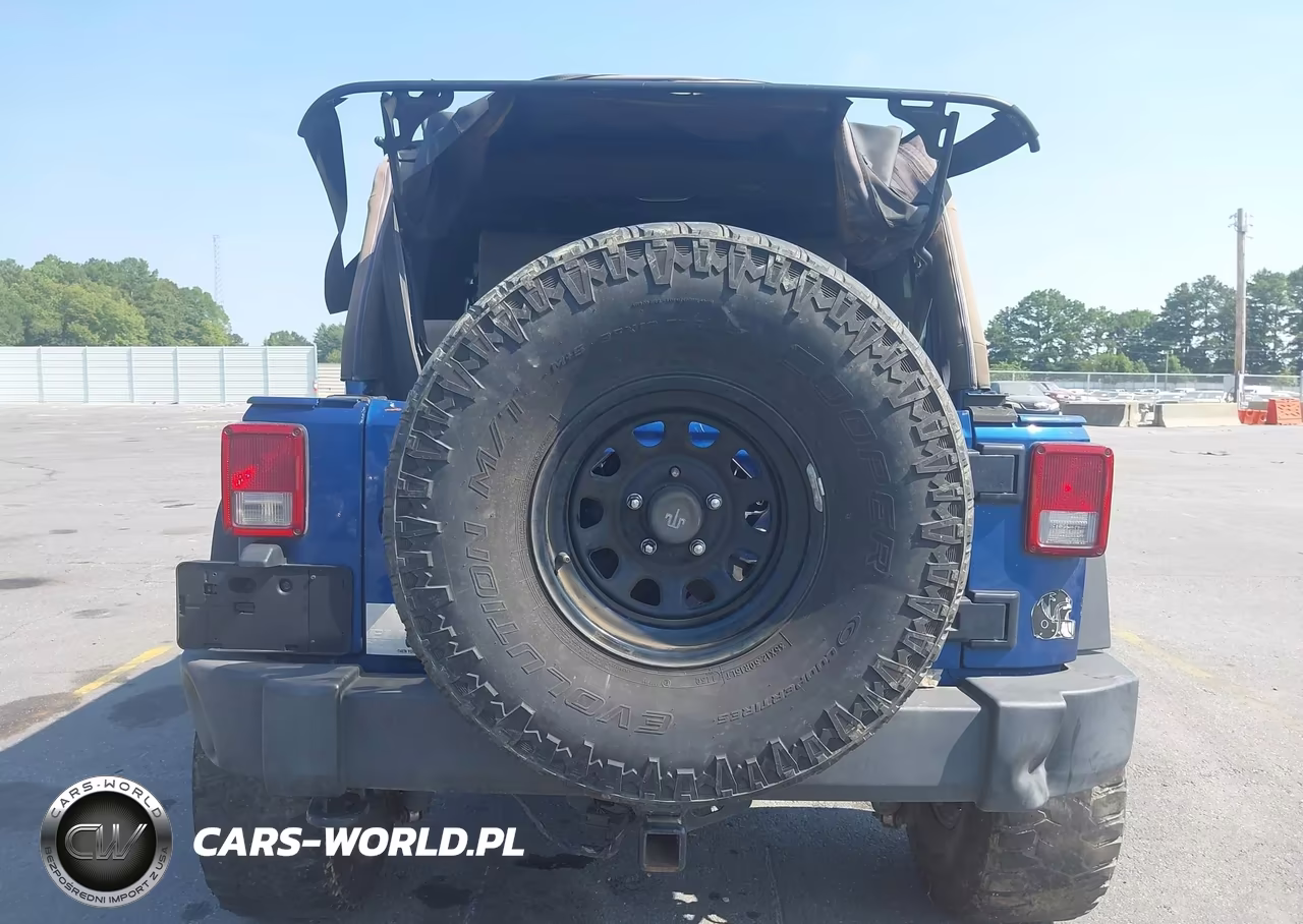 2009 Jeep Wrangler Unlimited X VIN:1J4GA39119L774580 - 16