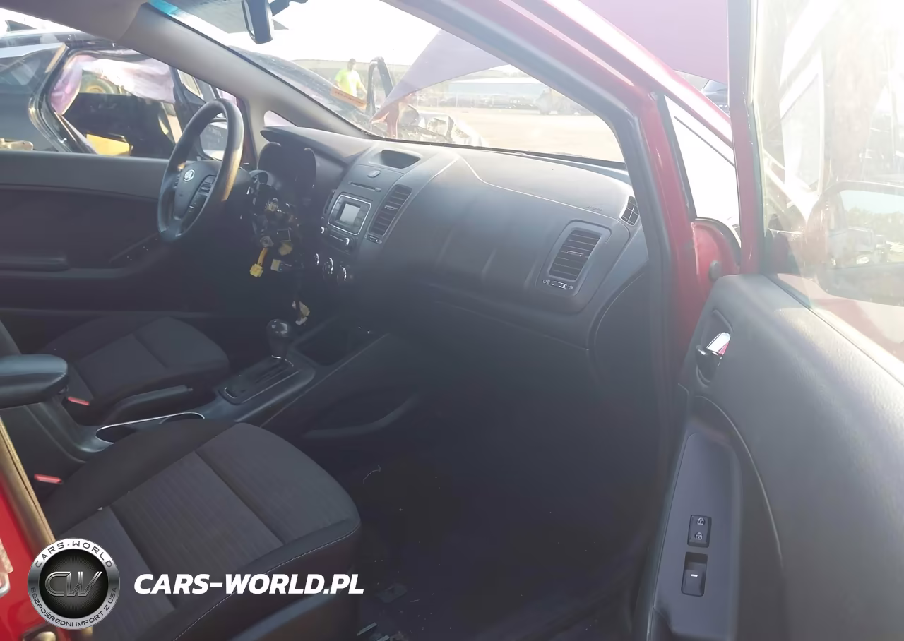 2015 Kia Forte Lx VIN:KNAFX4A6XF5303666 - 5
