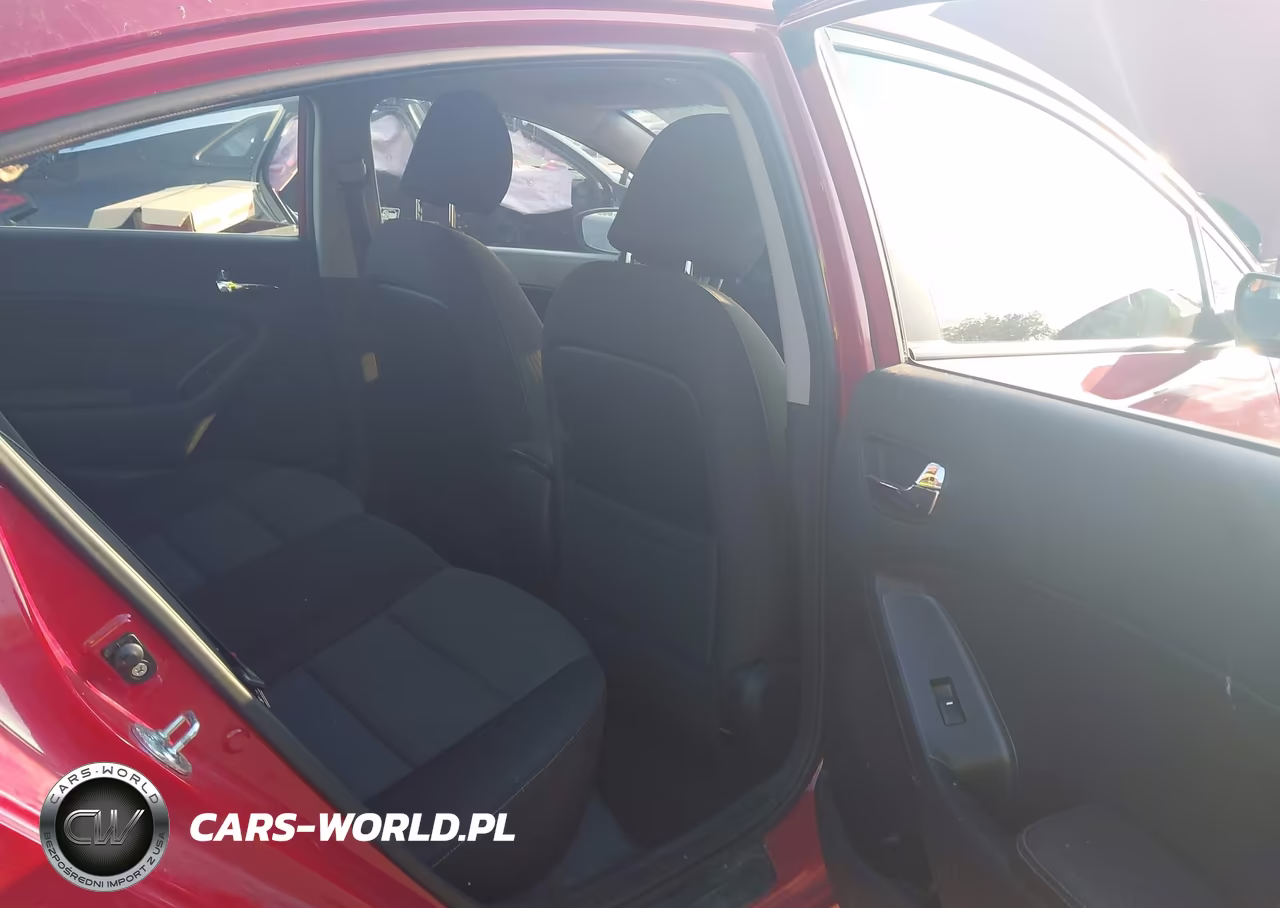 2015 Kia Forte Lx VIN:KNAFX4A6XF5303666 - 8