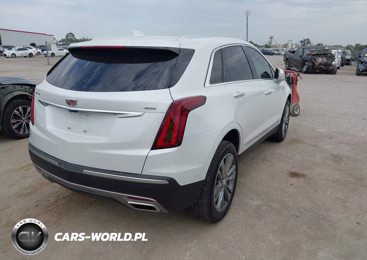 2025 Cadillac Xt5 Fwd Premium Luxury VIN:1GYKNCRS7SZ126784 - 4