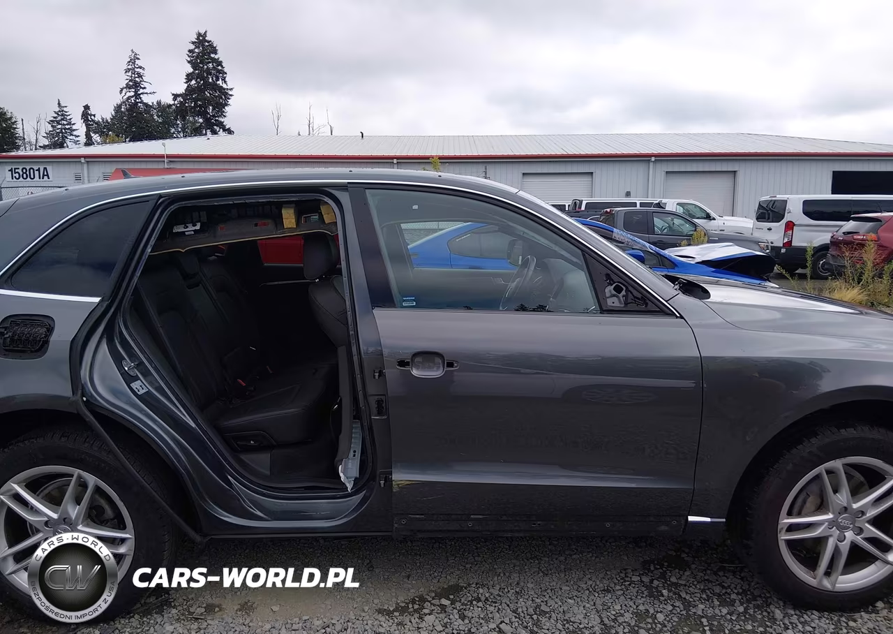2015 Audi Q5 2.0T Premium VIN:WA1LFAFP3FA104386 - 14