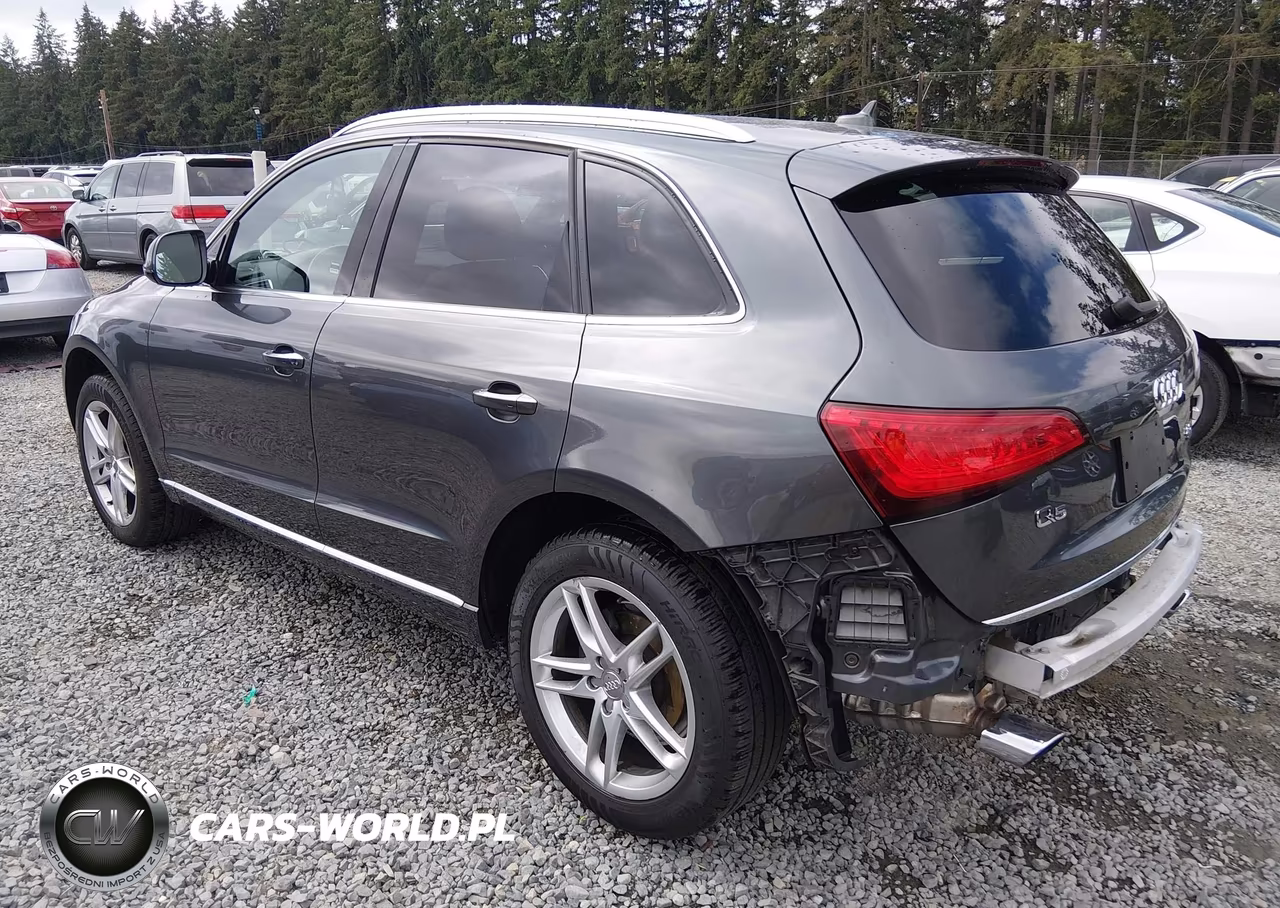 2015 Audi Q5 2.0T Premium VIN:WA1LFAFP3FA104386 - 3