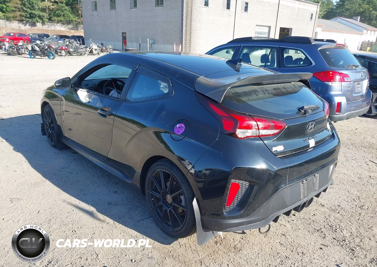 2019 Hyundai Veloster Turbo R-Spec VIN:KMHTH6AB8KU020111 - 3