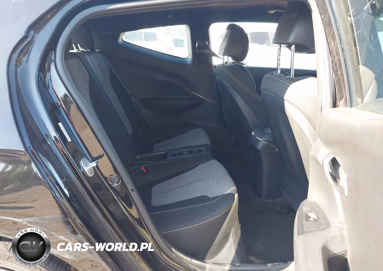 2019 Hyundai Veloster Turbo R-Spec VIN:KMHTH6AB8KU020111 - 8