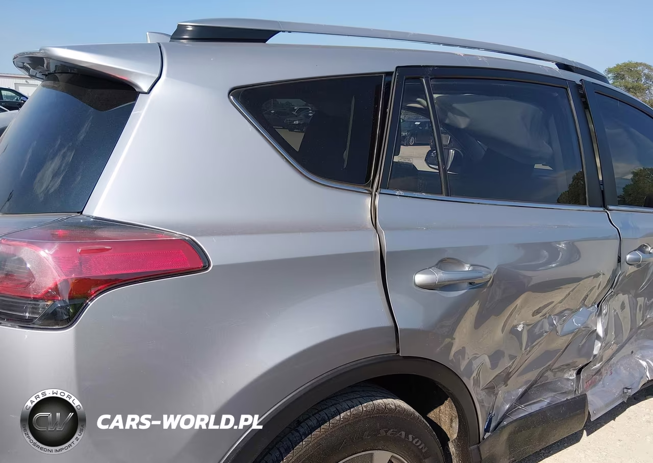 2018 Toyota Rav4 Hybrid Xle VIN:JTMRJREV7JD241108 - 17