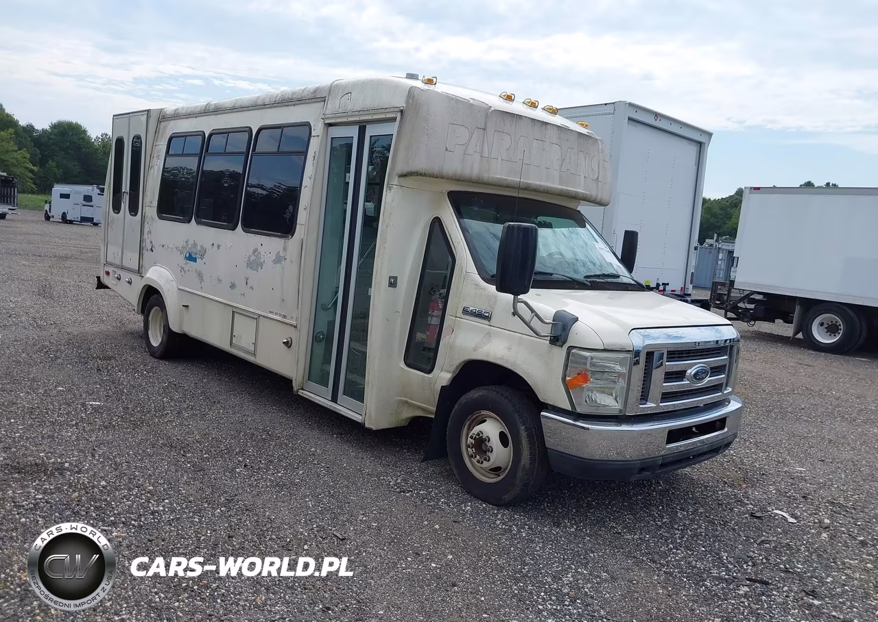 2012 Ford E-450 Cutaway