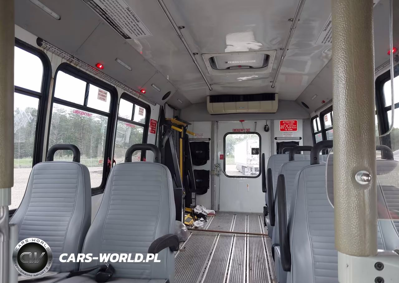 2012 Ford E-450 Cutaway VIN:1FDFE4FS8CDA41481 - 7