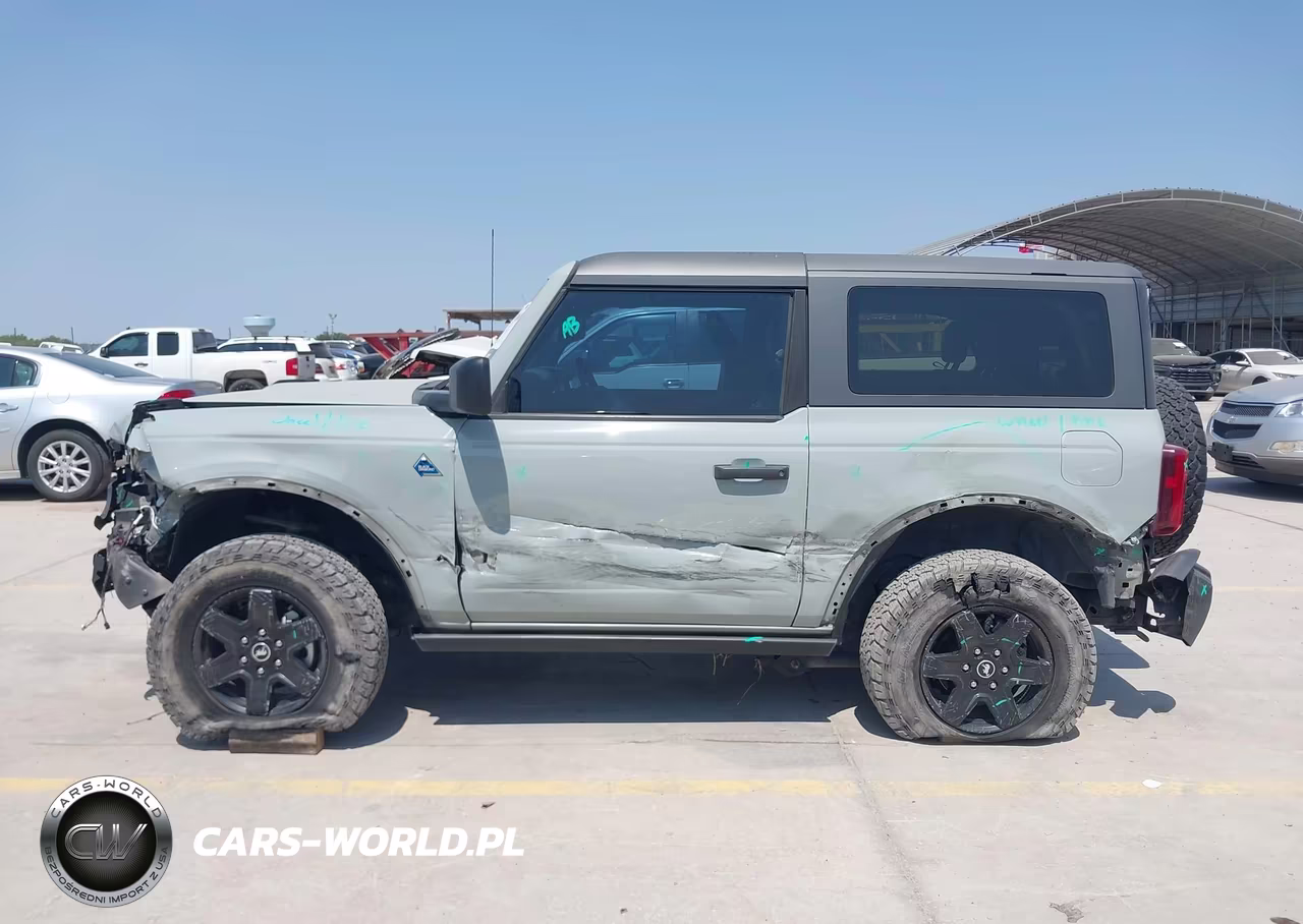 2021 Ford Bronco Black Diamond VIN:1FMDE5AH4MLA79029 - 15