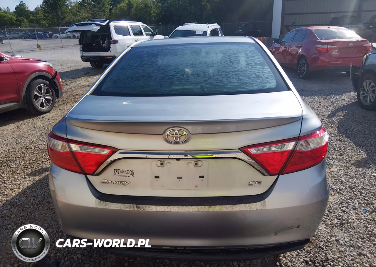 2017 Toyota Camry Se VIN:4T1BF1FK7HU758911 - 16
