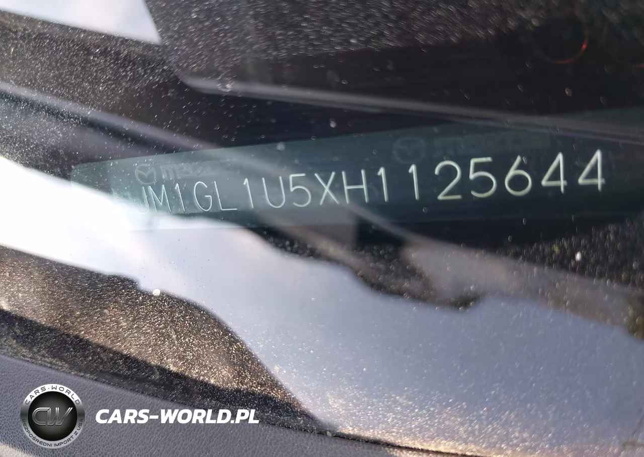 2017 Mazda Mazda6 Sport VIN:JM1GL1U5XH1125644 - 17