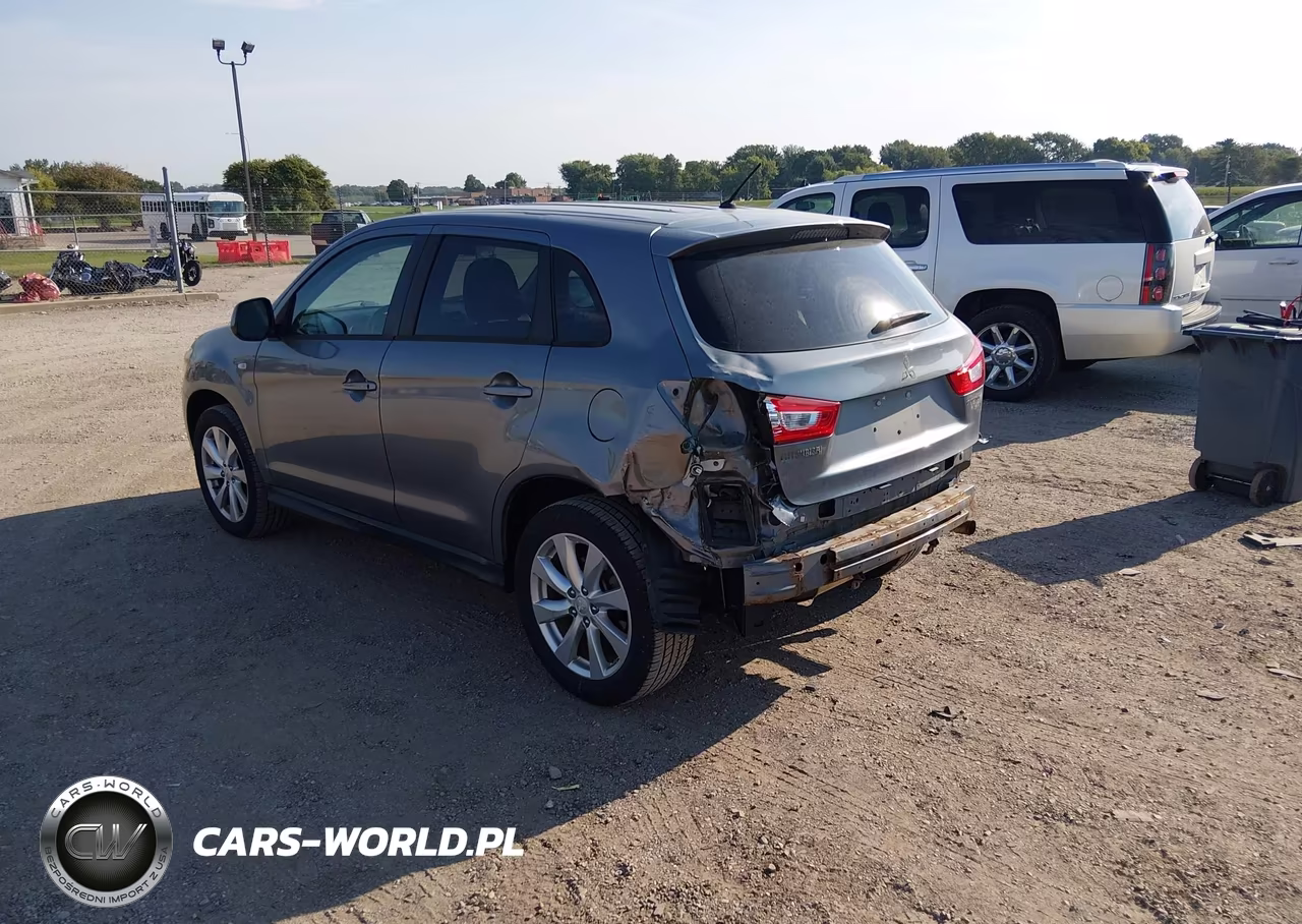 2015 Mitsubishi Outlander Sport Es VIN:4A4AP3AU2FE045335 - 3