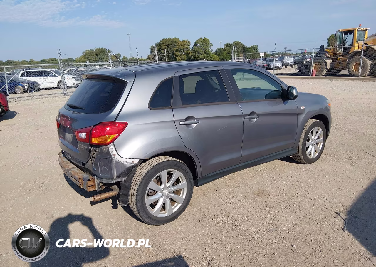 2015 Mitsubishi Outlander Sport Es VIN:4A4AP3AU2FE045335 - 4