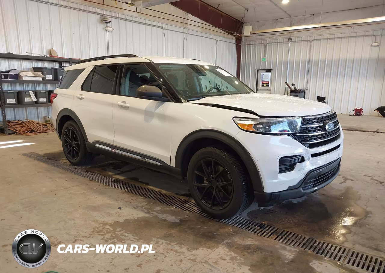 2021 Ford Explorer Xlt – zdjęcie 1 z 17