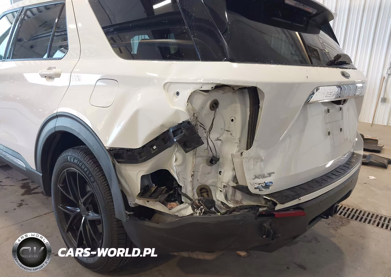 2021 Ford Explorer Xlt VIN:1FMSK8DHXMGA83172 - 6