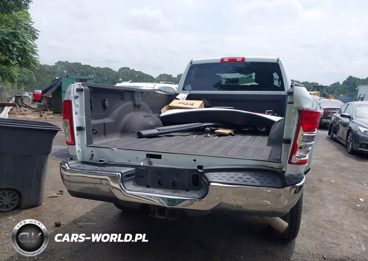 2024 Ram 2500 Tradesman 4X4 8' Box VIN:3C6UR5HJ2RG180728 - 16