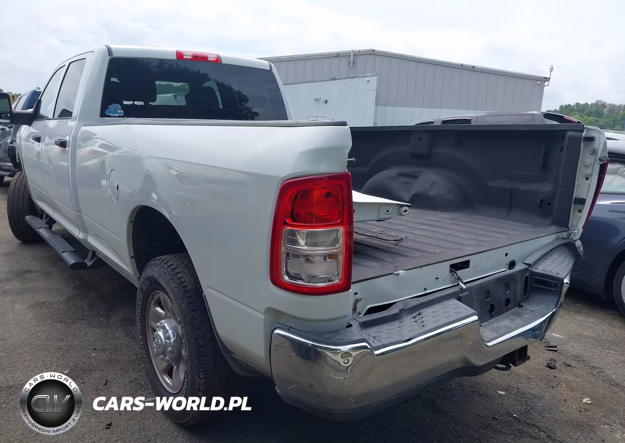 2024 Ram 2500 Tradesman 4X4 8' Box VIN:3C6UR5HJ2RG180728 - 3