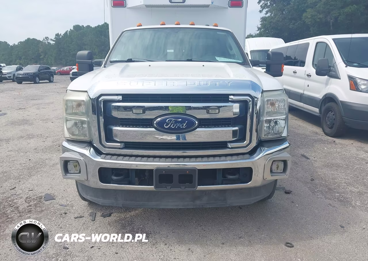 2015 Ford F-350 Chassis Xlt VIN:1FDRF3HT3FEB96285 - 12