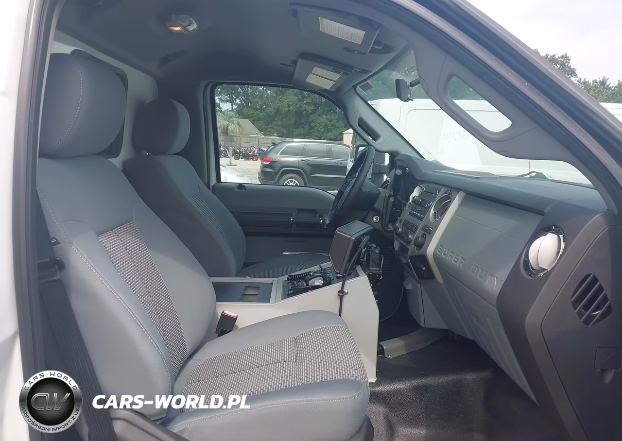 2015 Ford F-350 Chassis Xlt VIN:1FDRF3HT3FEB96285 - 5