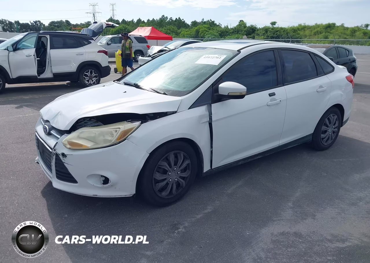 2014 Ford Focus Se VIN:1FADP3F28EL227777 - 2