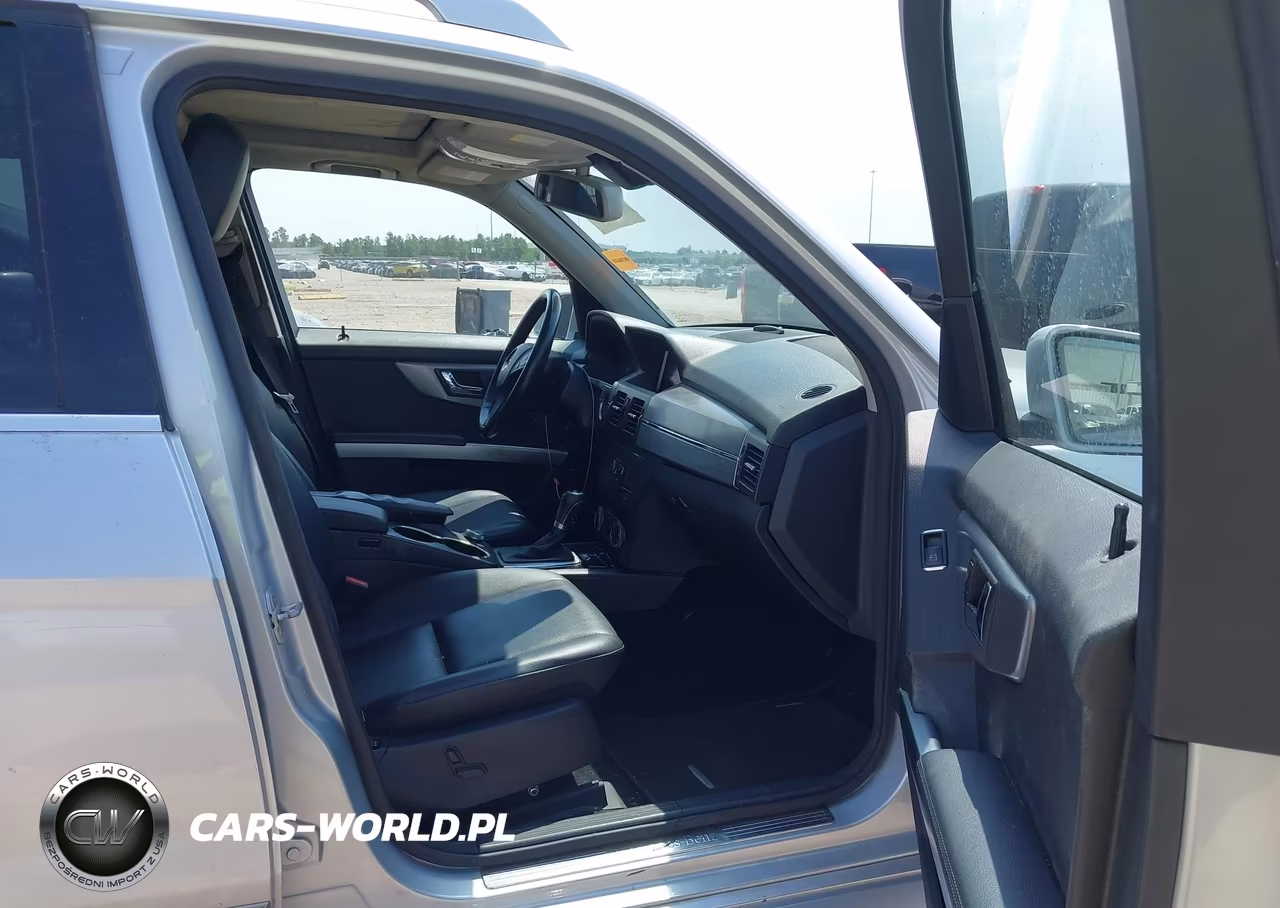 2010 Mercedes-Benz Glk 350 4Matic VIN:WDCGG8HB3AF270640 - 5