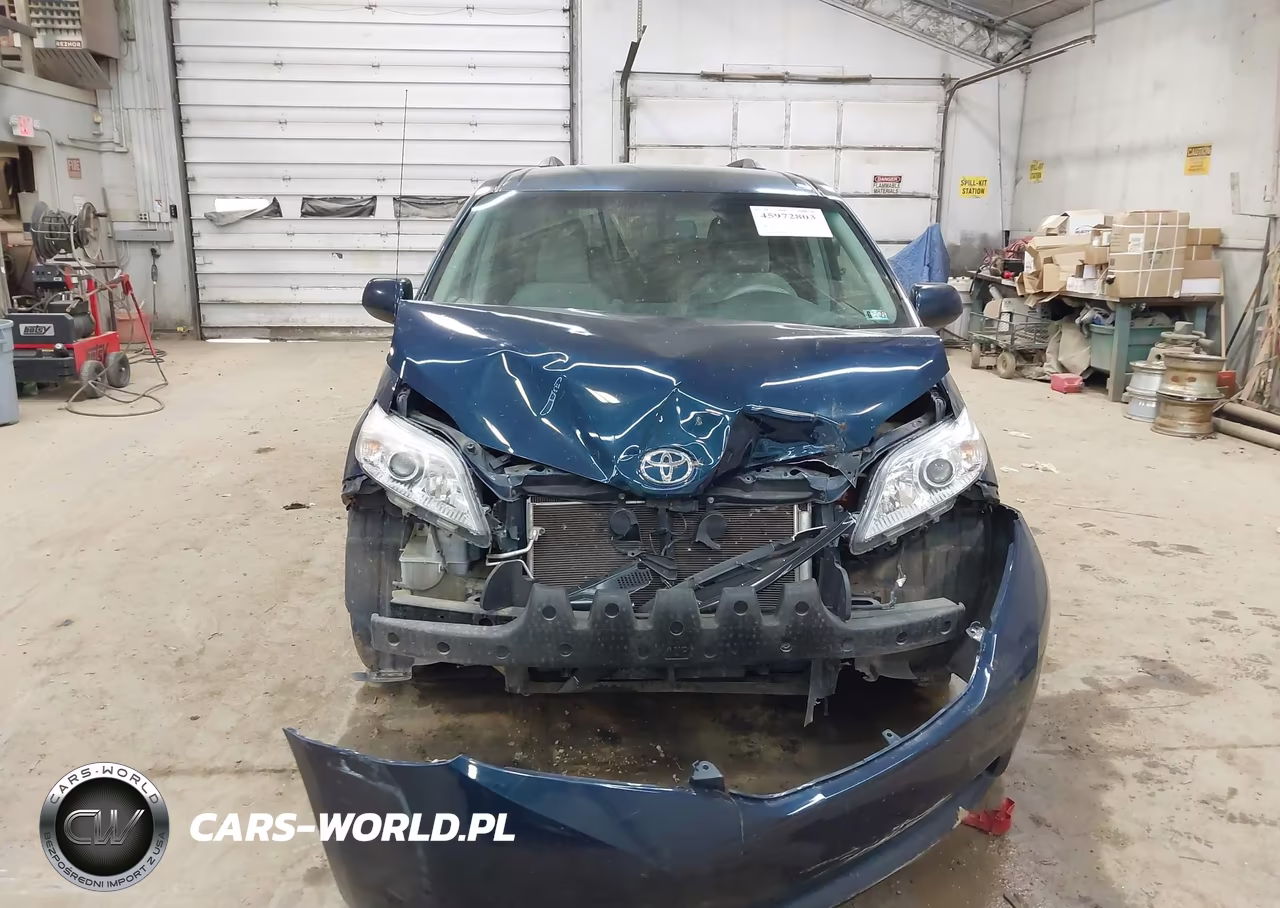 2012 Toyota Sienna Le V6 8 Passenger VIN:5TDKK3DC8CS274427 - 12