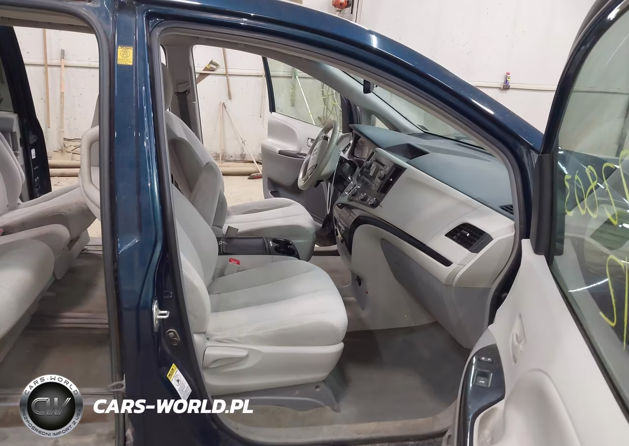 2012 Toyota Sienna Le V6 8 Passenger VIN:5TDKK3DC8CS274427 - 5