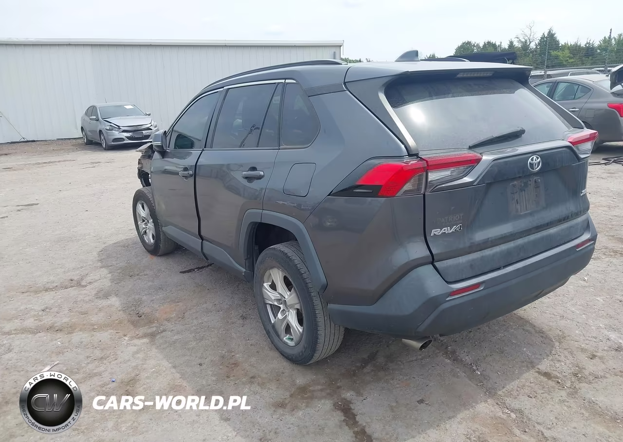 2021 Toyota Rav4 Xle VIN:2T3W1RFV8MW119463 - 3