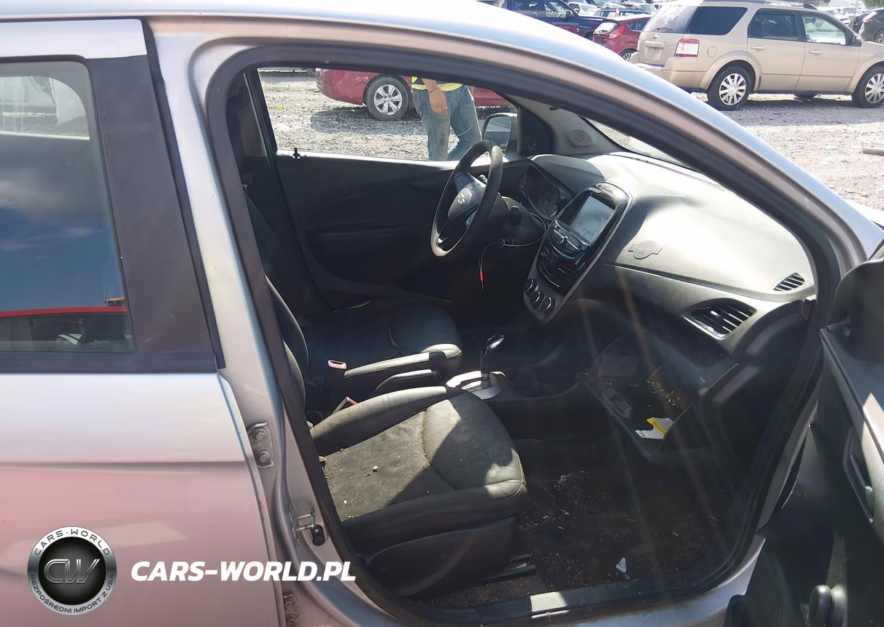 2017 Chevrolet Spark Ls Cvt VIN:KL8CB6SAXHC763565 - 5
