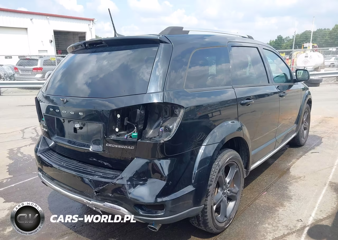 2018 Dodge Journey Crossroad Awd VIN:3C4PDDGG0JT515050 - 4