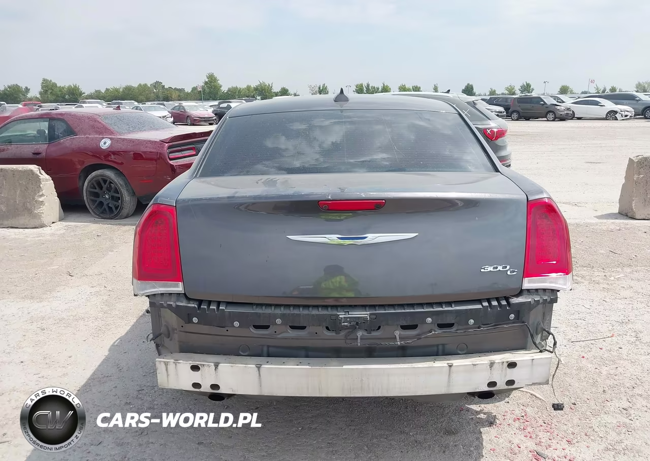 2017 Chrysler 300C VIN:2C3CCAEG2HH544902 - 17