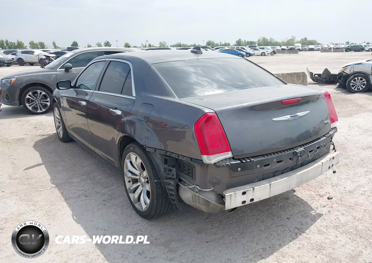 2017 Chrysler 300C VIN:2C3CCAEG2HH544902 - 3