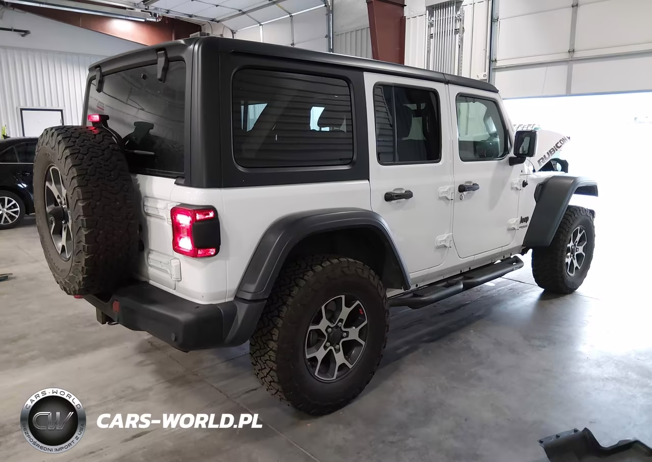 2020 Jeep Wrangler Unlimited Rubicon 4X4 VIN:1C4HJXFG6LW212657 - 4