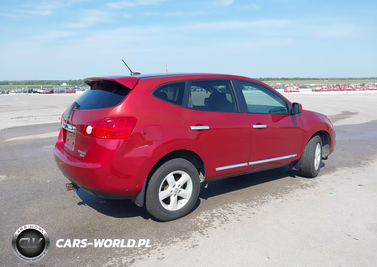 2013 Nissan Rogue S VIN:JN8AS5MV2DW610216 - 4