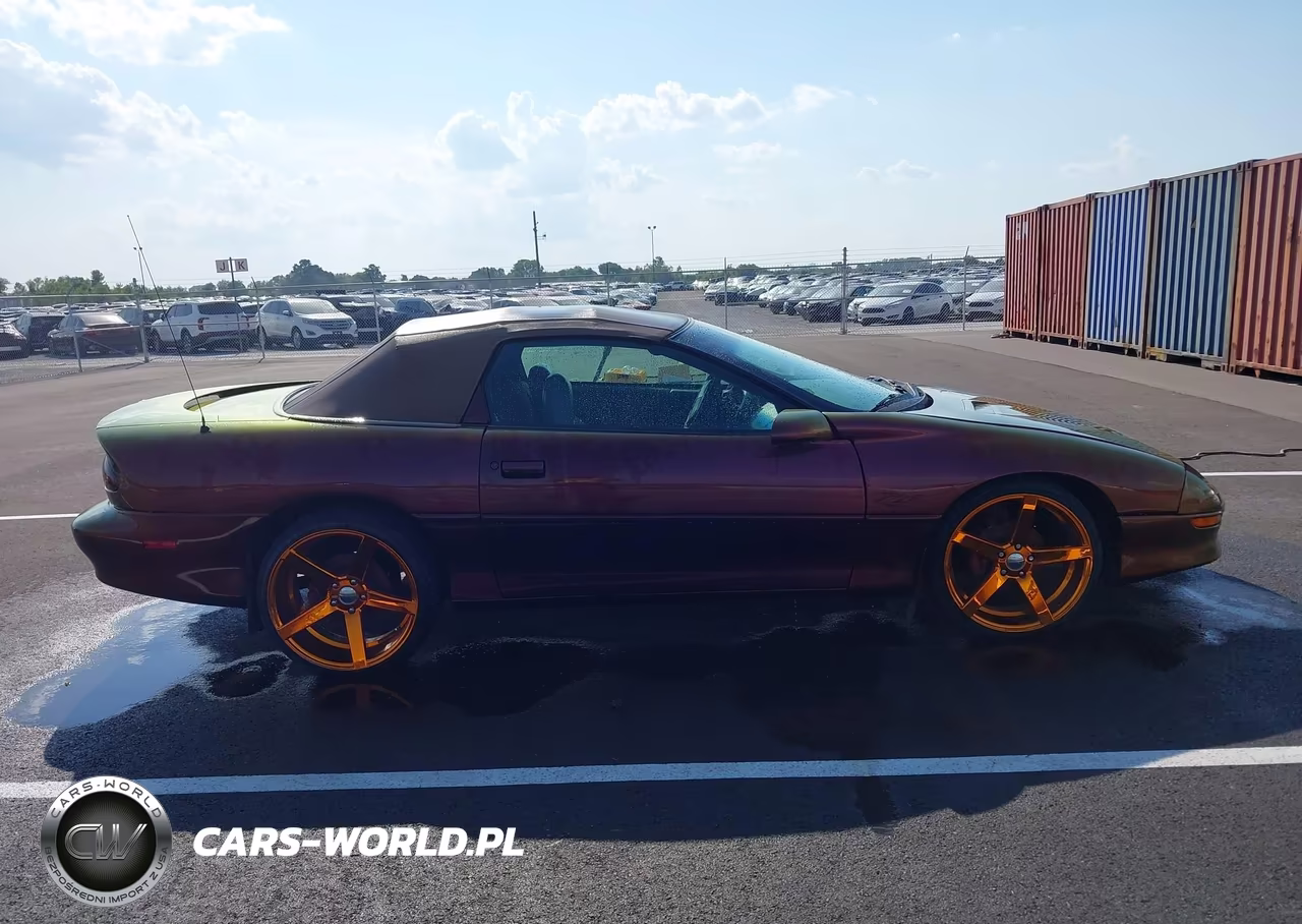 1995 Chevrolet Camaro Z28 VIN:2G1FP32P9S2170191 - 13