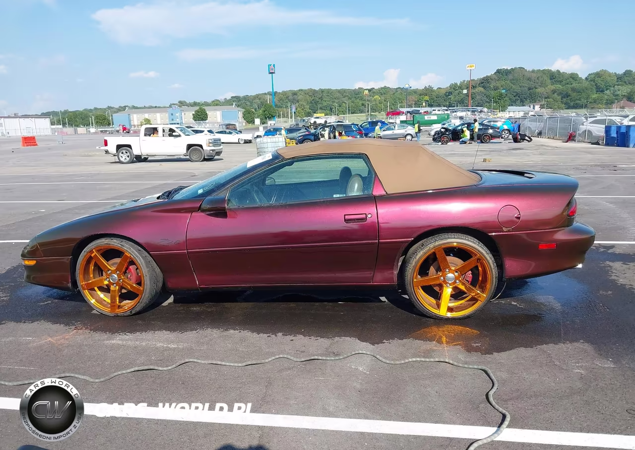 1995 Chevrolet Camaro Z28 VIN:2G1FP32P9S2170191 - 14