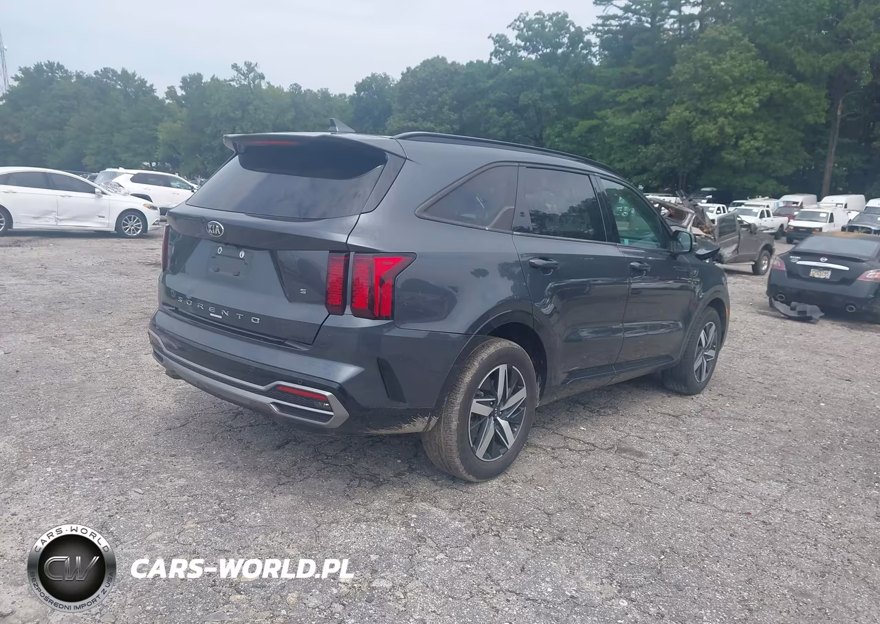 2021 Kia Sorento S VIN:5XYRL4LC3MG010064 - 4
