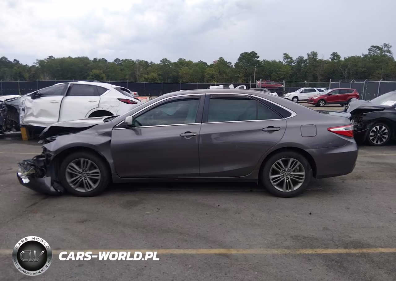 2015 Toyota Camry Se VIN:4T1BF1FK5FU083119 - 14