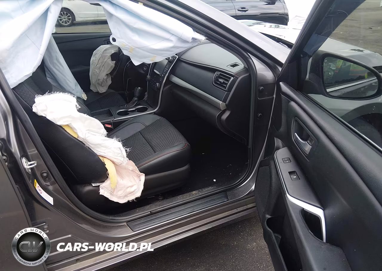 2015 Toyota Camry Se VIN:4T1BF1FK5FU083119 - 5