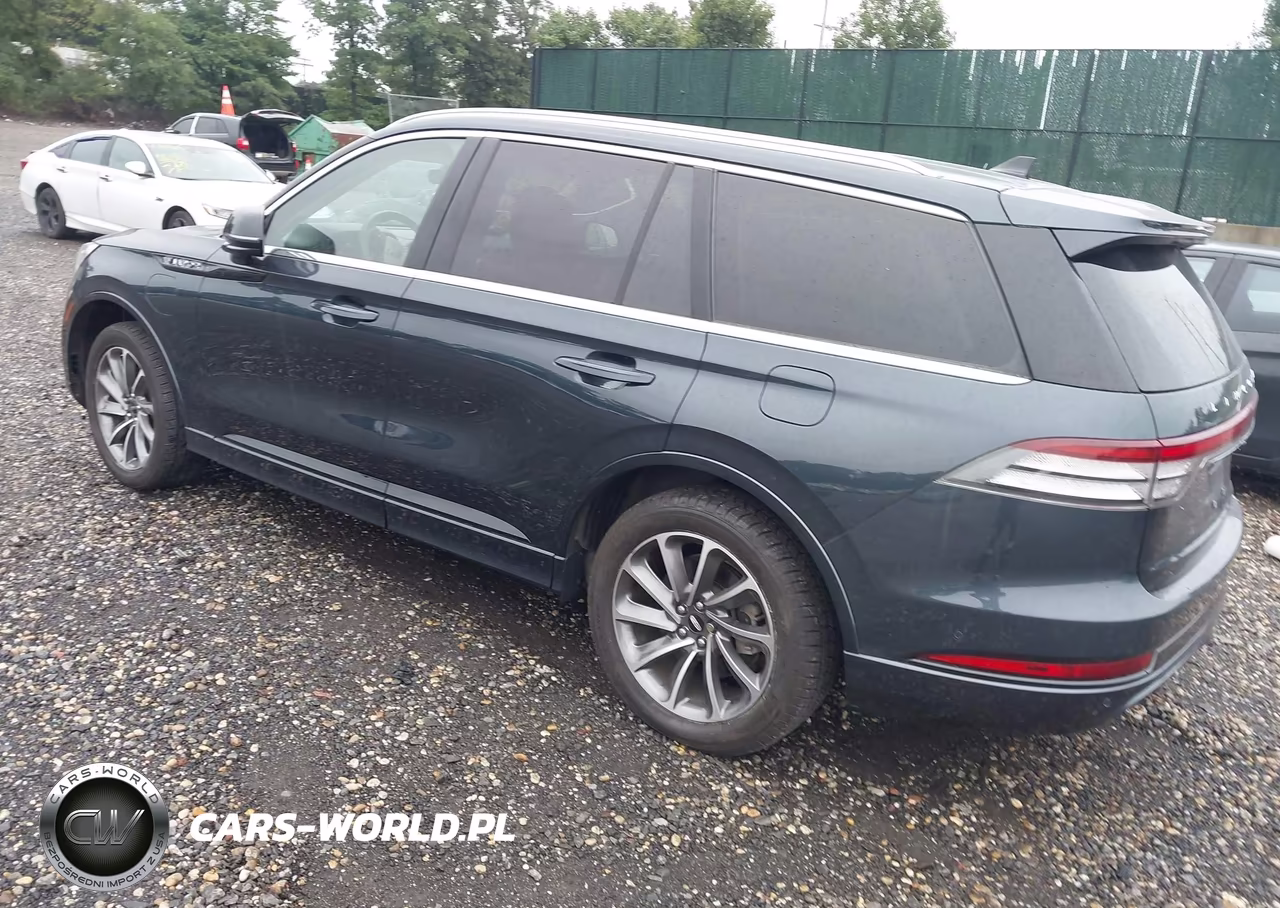 2022 Lincoln Aviator Grand Touring VIN:5LMYJ8XY3NNL01584 - 3